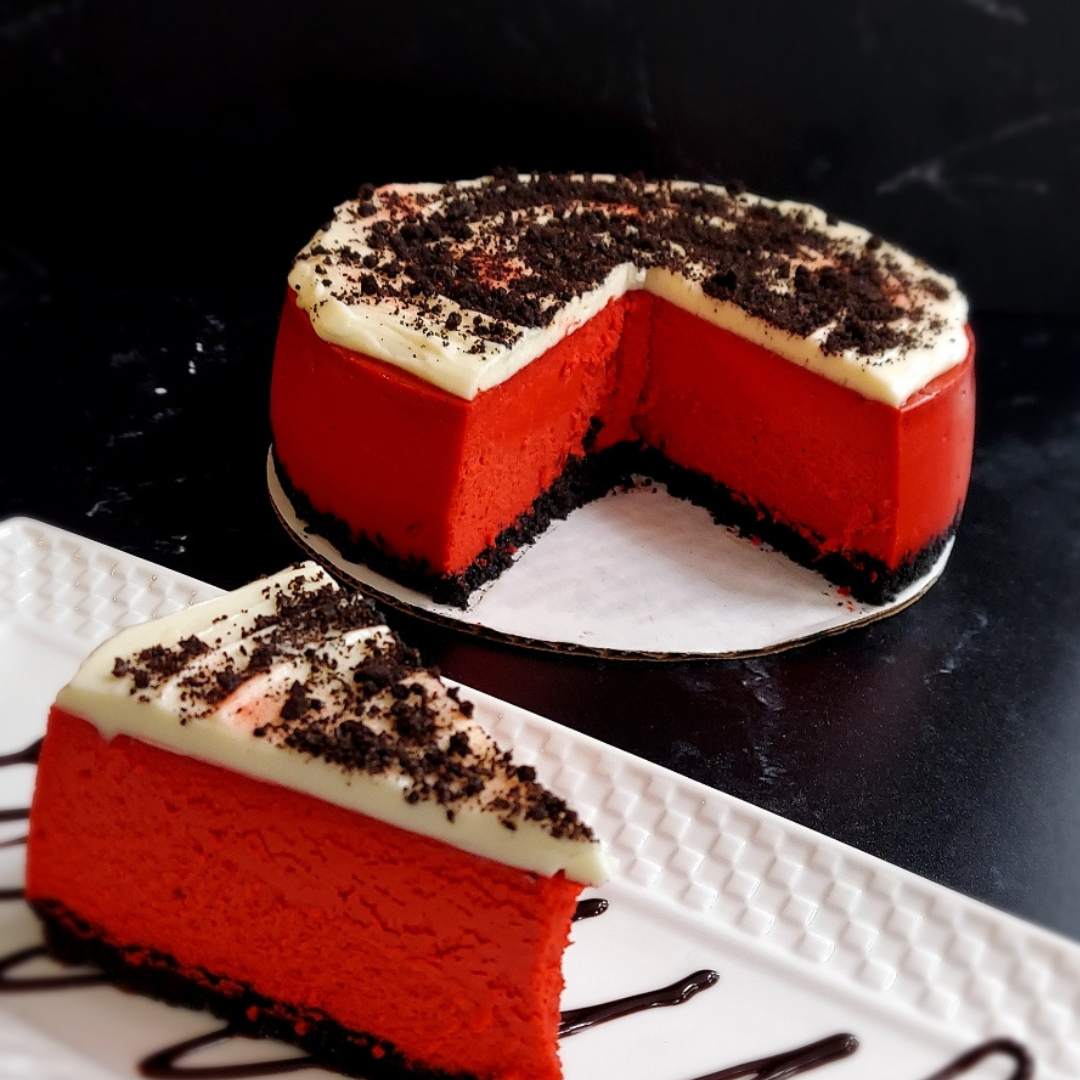 Red Velvet Cheesecake